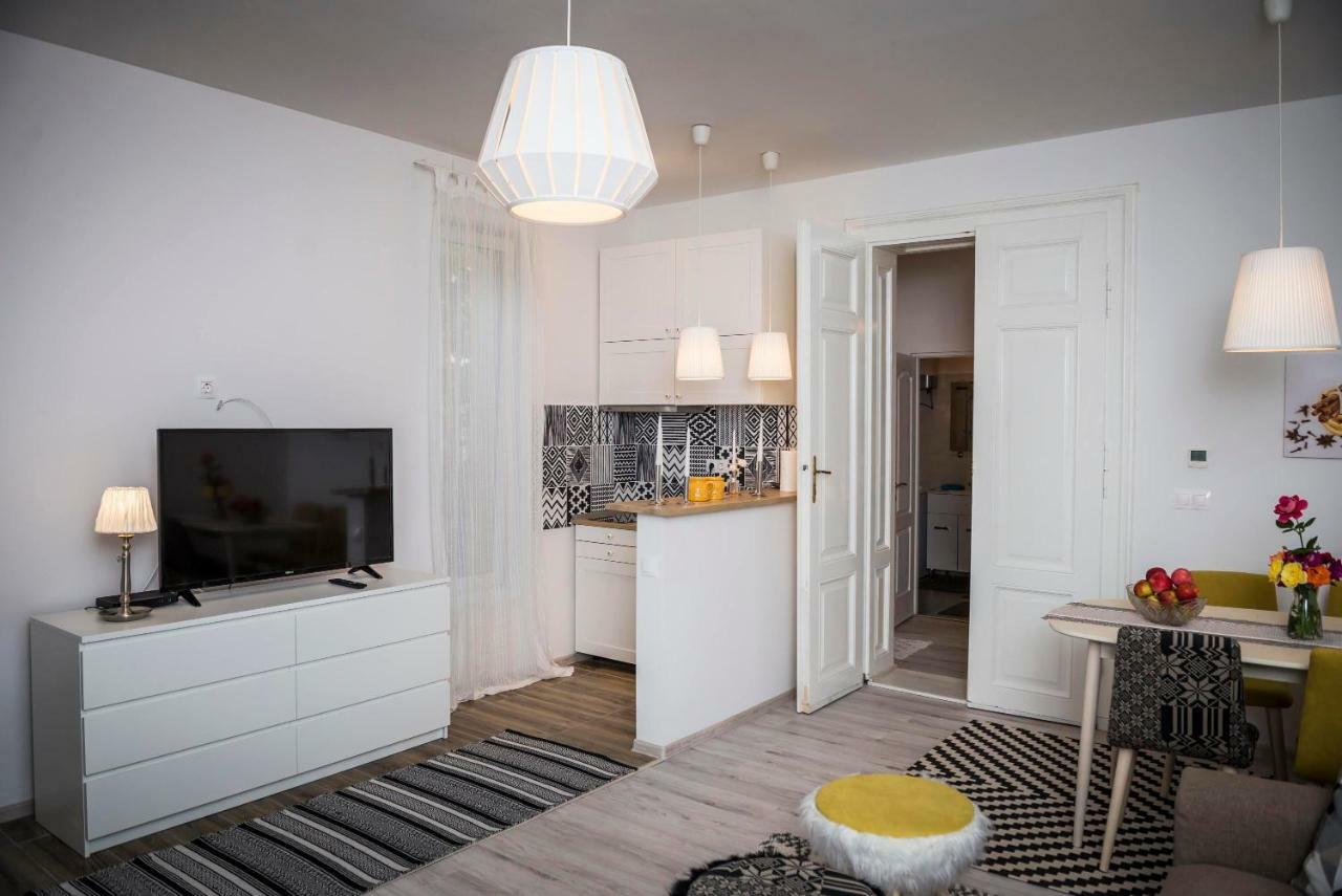 Reghin Guest House المظهر الخارجي الصورة